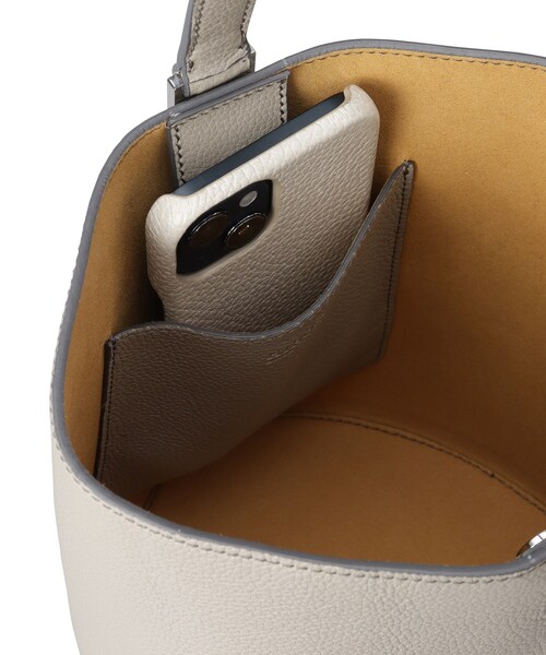 HIROFU(ヒロフ)の「【キッカ】レザーショルダーバッグ S 本革(商品番号:P25-35661)(ショルダーバッグ・レディース・ネイビー系6/グレー系その他/グレー系8・01)」の21枚目の写真