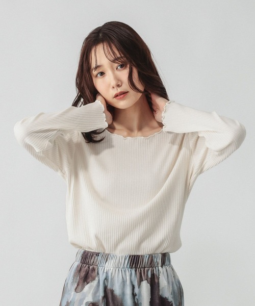 GLOBAL WORK(グローバルワーク)の「Beauteeアイレットリブ/632498(Tシャツ/カットソー・レディース・オフホワイト/ブラック/ダークブラウン・MEDIUM/LARGE)」の9枚目の写真