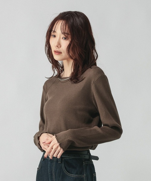 GLOBAL WORK(グローバルワーク)の「Beauteeアイレットリブ/632498(Tシャツ/カットソー・レディース・オフホワイト/ブラック/ダークブラウン・MEDIUM/LARGE)」の19枚目の写真