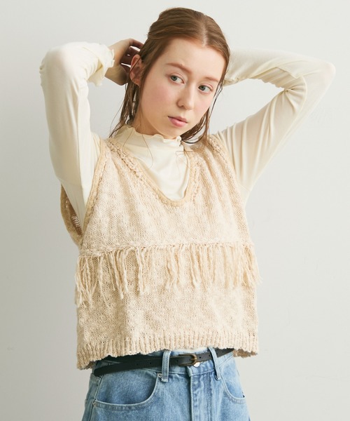 Crisp（クリスプ）の「フリンジスラブニットベスト（ベスト・レディース・コーラル/アイボリー・FREE）」の14枚目の写真