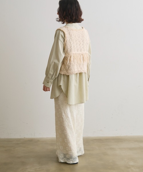 Crisp（クリスプ）の「フリンジスラブニットベスト（ベスト・レディース・コーラル/アイボリー・FREE）」の12枚目の写真