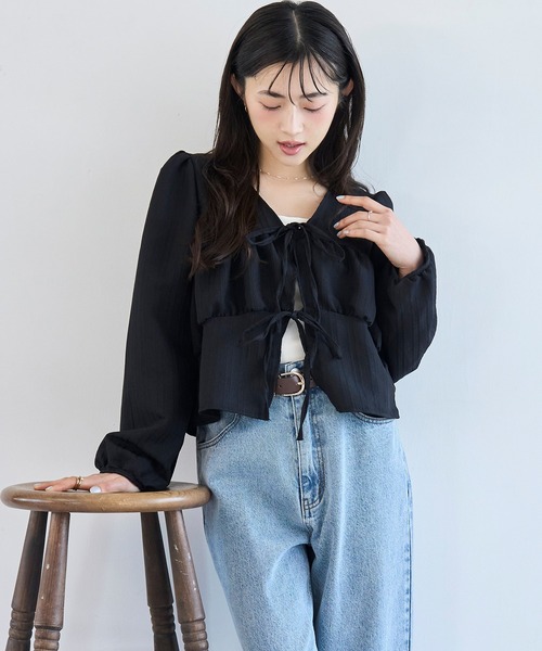 mil(ミル)の「クロップド丈 ダブルリボン ブラウス 【587240】(シャツ/ブラウス・レディース・ブラック/ベージュ/オフホワイト・ONESIZE)」の16枚目の写真