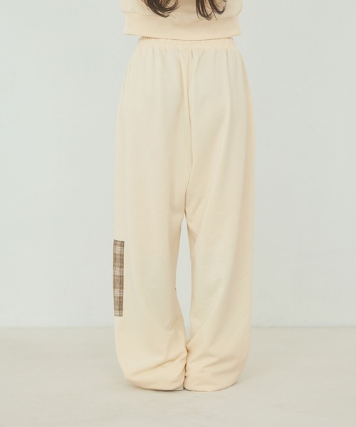rumnel:（ルムネル）の「【セットアップ可能】パッチワークデザインボタンスウェットパンツ / Patchwork Design Button Sweatpants（スウェットパンツ・レディース・アイボリー/チャコールグレー/ピンク・FREE）」の22枚目の写真