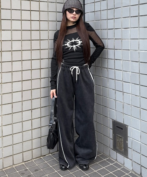 Figments(フィグメンツ)の「アシメサイドラインスウェットパンツ(スウェットパンツ・レディース・ブラック・FREE)」の18枚目の写真