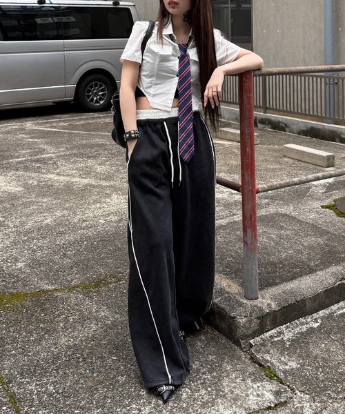 Figments(フィグメンツ)の「アシメサイドラインスウェットパンツ(スウェットパンツ・レディース・ブラック・FREE)」の12枚目の写真
