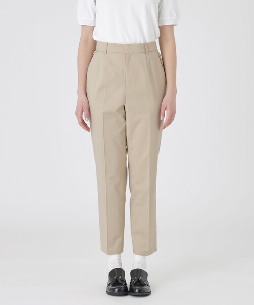 BLUE LABEL CRESTBRIDGE（ブルーレーベルクレストブリッジ）の「サイロスパンクリアツイルテーパードパンツ（その他パンツ・レディース・ベージュ/ダークネイビー・38/36）」の2枚目の写真