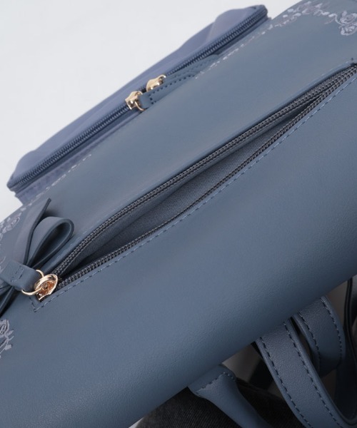 axes femme（アクシーズファム）の「撥水ナイロン刺繍使いリュック（バックパック/リュック・レディース・ブラック/ブルー・FREE）」の17枚目の写真