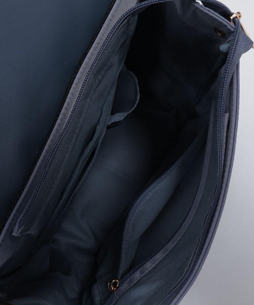 axes femme（アクシーズファム）の「撥水ナイロン刺繍使いリュック（バックパック/リュック・レディース・ブラック/ブルー・FREE）」の18枚目の写真