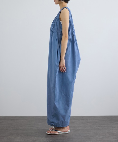 SALON adam et rope'（サロン アダム エ ロペ）の「【WEB限定】ハンドピンタックオールインワン / イージーケア（つなぎ/オールインワン・レディース・ブラック/ブルー・FREE）」の15枚目の写真