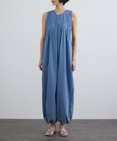 SALON adam et rope'（サロン アダム エ ロペ）の「【WEB限定】ハンドピンタックオールインワン / イージーケア（つなぎ/オールインワン・レディース・ブラック/ブルー・FREE）」の22枚目の写真