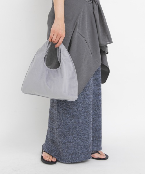 KBF（ケイビーエフ）の「トライアングルミニBAG（ハンドバッグ・レディース・ダークブラウン/ライトグレー・ONE）」の5枚目の写真