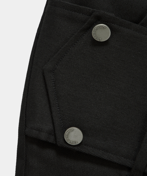 ETRE AU SOMMET(エトレオソメ)の「Front Zip Belt Detail Mini Skirt (Black)(スカート・レディース・ブラック・FREE)」の6枚目の写真