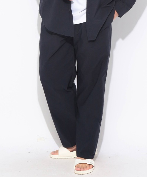 B&T CLUB(ビーティークラブ)の「パンツ メンズ 大きいサイズ NEO LINEN 無地 タックパンツ B&T CLUB (ビーアンドティークラブ)(その他パンツ・メンズ・ネイビー/ベージュ・X3(6L~7L)/X2(4L~5L)/X1(3L~4L))」の2枚目の写真