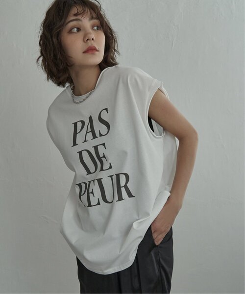 notch.(ノッチ)の「コットンロゴフレンチT(Tシャツ/カットソー・レディース・レッド/グレー/チャコール/オフホワイト・M)」の2枚目の写真