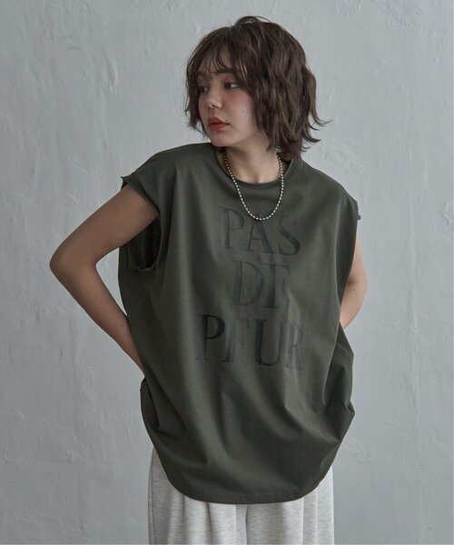 notch.(ノッチ)の「コットンロゴフレンチT(Tシャツ/カットソー・レディース・レッド/グレー/チャコール/オフホワイト・M)」の11枚目の写真