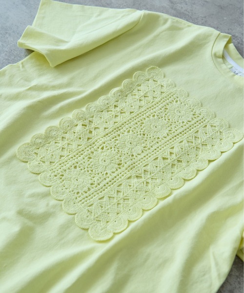yuni(ユニ )の「cotton Lace Tシャツ(Tシャツ/カットソー・レディース・ブラック/ホワイト/イエロー・FREE)」の22枚目の写真