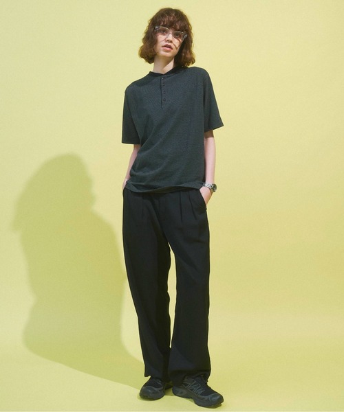 Zooodle（ズードル）の「Border henley-neck T-shirt - ボーダーヘンリーネックTシャツ -（Tシャツ/カットソー・メンズ・グリーン/ブラック・MEDIUM/LARGE）」の4枚目の写真