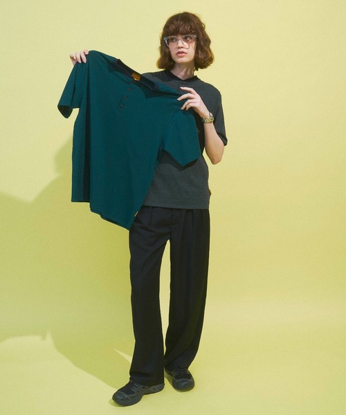 Zooodle（ズードル）の「Border henley-neck T-shirt - ボーダーヘンリーネックTシャツ -（Tシャツ/カットソー・メンズ・グリーン/ブラック・MEDIUM/LARGE）」の7枚目の写真
