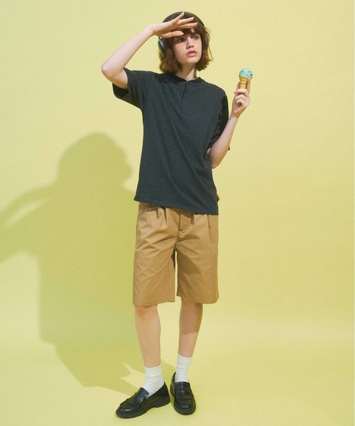 Zooodle（ズードル）の「Border henley-neck T-shirt - ボーダーヘンリーネックTシャツ -（Tシャツ/カットソー・メンズ・グリーン/ブラック・MEDIUM/LARGE）」の12枚目の写真