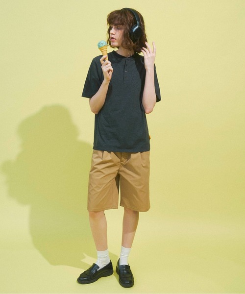 Zooodle（ズードル）の「Border henley-neck T-shirt - ボーダーヘンリーネックTシャツ -（Tシャツ/カットソー・メンズ・グリーン/ブラック・MEDIUM/LARGE）」の13枚目の写真