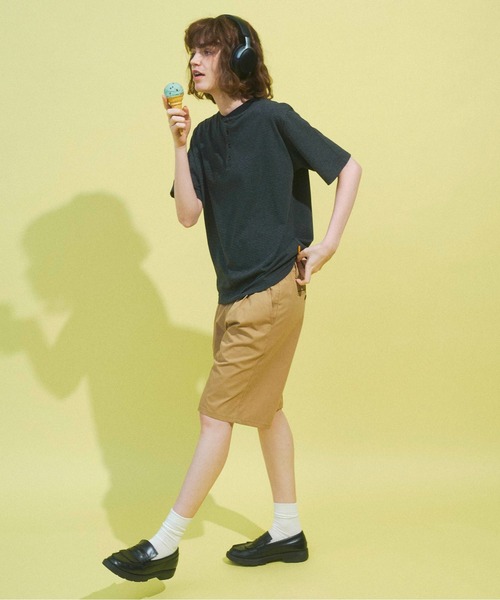Zooodle（ズードル）の「Border henley-neck T-shirt - ボーダーヘンリーネックTシャツ -（Tシャツ/カットソー・メンズ・グリーン/ブラック・MEDIUM/LARGE）」の16枚目の写真