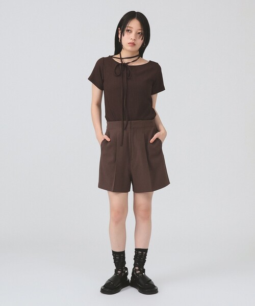 Ray BEAMS(レイビームス)の「1タック ショート パンツ(その他パンツ・レディース・ダークブラウン/ブラック・0/1)」の7枚目の写真