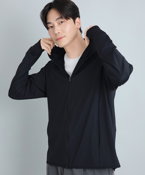 cross marche(クロスマルシェ)の「【Yoki】メンズUVカットパーカ(Tシャツ/カットソー・メンズ・ブラック/グレー/ネイビー・フリー)」の4枚目の写真