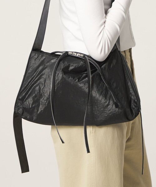 ODETTE E ODILE(オデットエオディール)の「<ARC Y HAUS> StrapBag(トートバッグ・レディース・ブラック・FREE)」の2枚目の写真