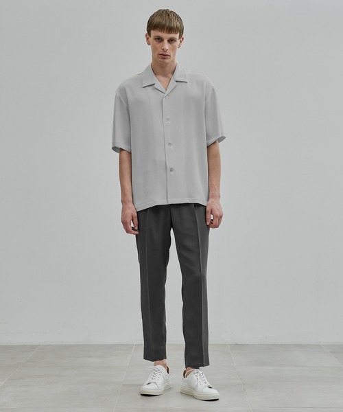 UNITED TOKYO(ユナイテッドトウキョウ)の「【実店舗昨年大人気アイテム】COLD DRY PLEATS オープンカラーシャツ |接触冷感/通気性/防シワ/イージーケア/軽量/春服(シャツ/ブラウス・メンズ・オフホワイト/ブラック/ネイビー/ライトグレー・1/2)」の12枚目の写真