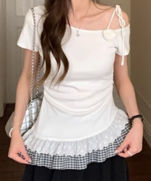 Teem Store(チームストア)の「ワンショルダー裾チェック 切り替えペプラムTシャツ 肩ヒモ(Tシャツ/カットソー・レディース・ホワイト/ブラック・F)」の7枚目の写真