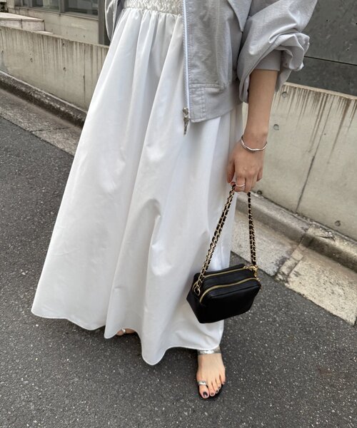 LOUNGEDRESS（ラウンジドレス）の「【PUFRILL/パフリル】《低身長向けサイズ》キャミワンピース（ワンピース・レディース・オフホワイト/ブラック/ブラック系その他・SMALL）」の7枚目の写真