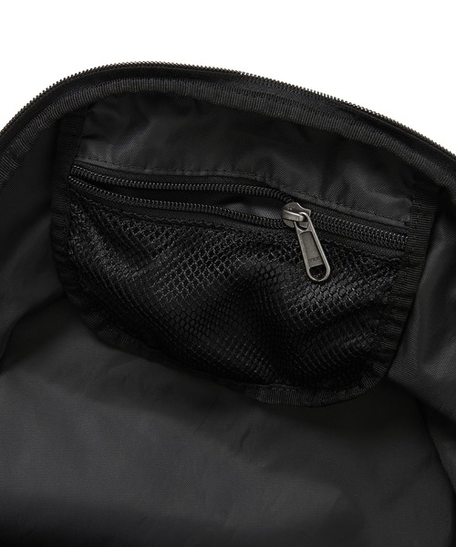 thisisneverthat(ディスイズネバーザット)の「T-Logo Daypack(バックパック/リュック・メンズ・ブラック/グリーン・FREE)」の8枚目の写真
