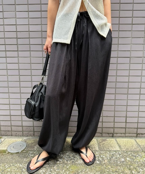AIC.(エーアイシー)の「リネンライクイージーパンツ/セットアップ可能(その他パンツ・レディース・ブラック/アイボリー・FREE)」の18枚目の写真
