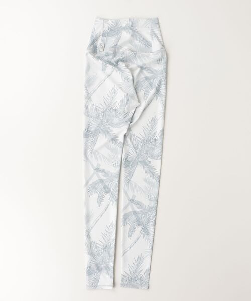 Julier Yoga and Relax(ジュリエヨガアンドリラックス)の「Julier palm treeプリントスーパーハイレギンス(レギンス/スパッツ・レディース・ベージュ/オレンジ/ホワイト・0/1/2)」の12枚目の写真