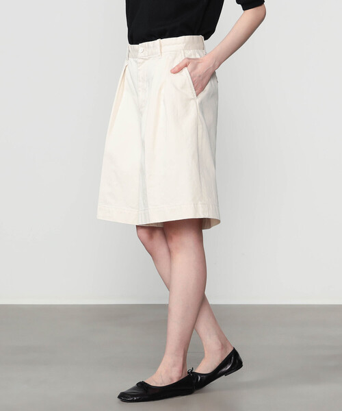 SCYE BASICS（サイベーシックス）の「SCYE BASICS | サンホアキンチノ タックショーツ WOMEN（その他パンツ・レディース・Nat・36）」の6枚目の写真