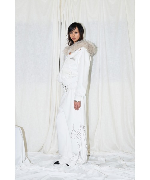 EYEER（イワイイアル）の「BELTED FUR HOODIE ZIP-UP（パーカー・レディース・ブラック/ホワイト・SMALL/MEDIUM）」の7枚目の写真