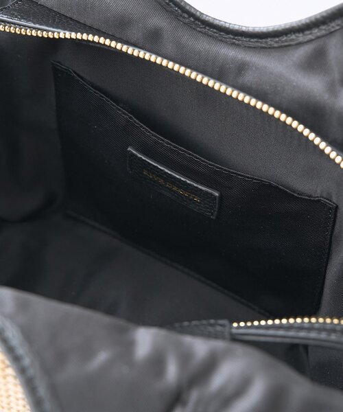 RIVE DROITE（リヴドロワ）の「予約【ショルダーストラップ付き】レザーパイピングミニトート（ハンドバッグ・レディース・ブラック/アイボリー/ベージュ・FREE）」の14枚目の写真