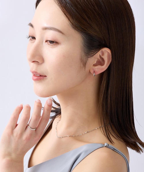 CALIN STANDARD(カリンスタンダード)の「◆金属アレルギー対応◆◆made in japan◆【片手でスムースワンタッチ】ツインライン ミニスムースピアス(ピアス(両耳用)・レディース・ピンクゴールド/ゴールド/シルバー・FREE)」の4枚目の写真