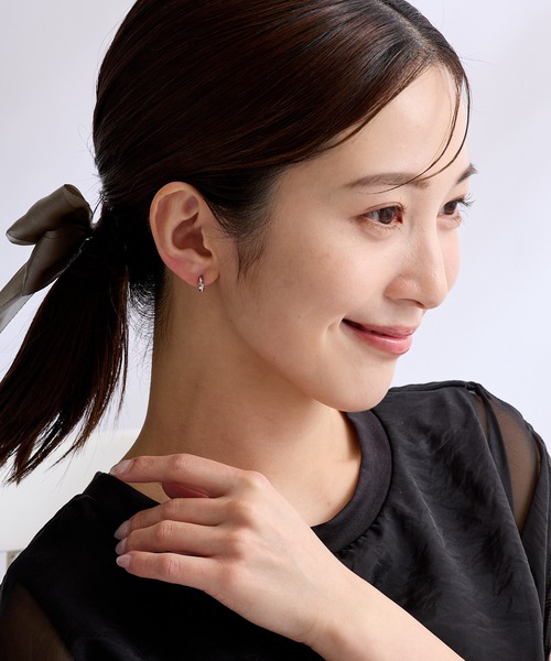 CALIN STANDARD(カリンスタンダード)の「◆金属アレルギー対応◆◆made in japan◆【片手でスムースワンタッチ】ツインライン ミニスムースピアス(ピアス(両耳用)・レディース・ピンクゴールド/ゴールド/シルバー・FREE)」の9枚目の写真