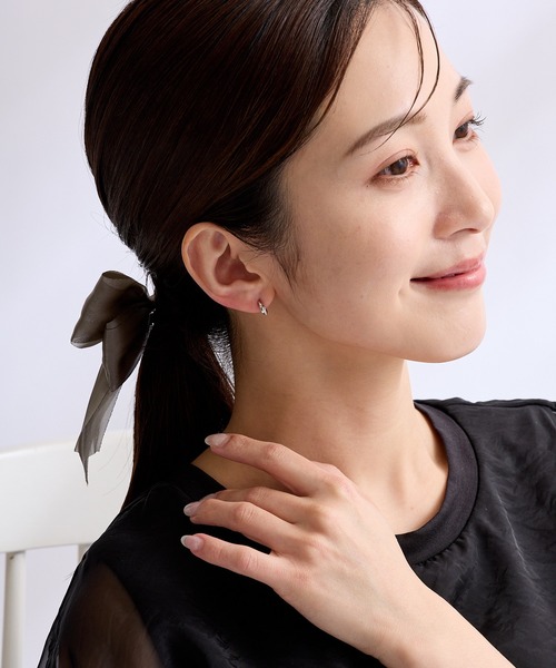 CALIN STANDARD(カリンスタンダード)の「◆金属アレルギー対応◆◆made in japan◆【片手でスムースワンタッチ】ツインライン ミニスムースピアス(ピアス(両耳用)・レディース・ピンクゴールド/ゴールド/シルバー・FREE)」の10枚目の写真