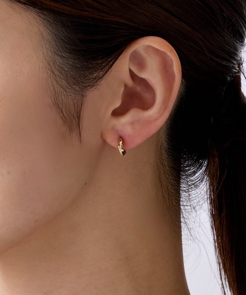 CALIN STANDARD(カリンスタンダード)の「◆金属アレルギー対応◆◆made in japan◆【片手でスムースワンタッチ】ツインライン ミニスムースピアス(ピアス(両耳用)・レディース・ピンクゴールド/ゴールド/シルバー・FREE)」の14枚目の写真