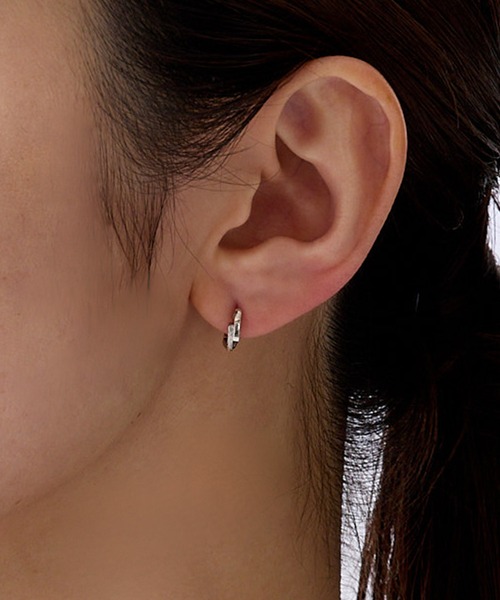 CALIN STANDARD(カリンスタンダード)の「◆金属アレルギー対応◆◆made in japan◆【片手でスムースワンタッチ】ツインライン ミニスムースピアス(ピアス(両耳用)・レディース・ピンクゴールド/ゴールド/シルバー・FREE)」の11枚目の写真