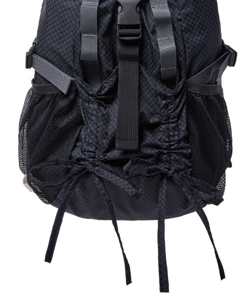 ROCKFISH WEATHERWEAR(ロックフィッシュウェザーウェア)の「LIGHT WEIGHT BACKPACK(バックパック/リュック・レディース・ブラック/オリーブ/ブルー/ピンク/イエロー・FREE)」の11枚目の写真