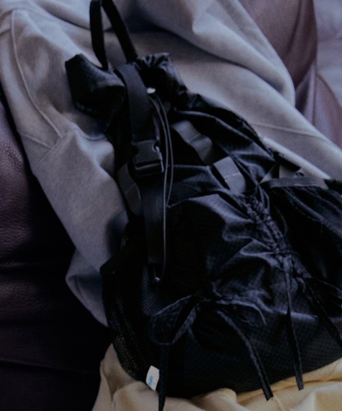 ROCKFISH WEATHERWEAR(ロックフィッシュウェザーウェア)の「LIGHT WEIGHT BACKPACK(バックパック/リュック・レディース・ブラック/オリーブ/ブルー/ピンク/イエロー・FREE)」の7枚目の写真