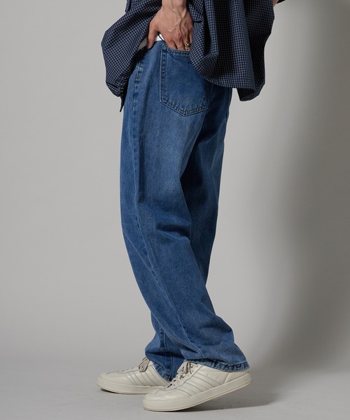 OK YESTERDAY(オッケーイエスタデイ)の「OK YESTERDAY / オーケー イエスタデイ テーパードデニムパンツ 秋 秋服 2026年秋冬(デニムパンツ・メンズ・ブラック/ライトブルー/ブルー・M/L)」の3枚目の写真