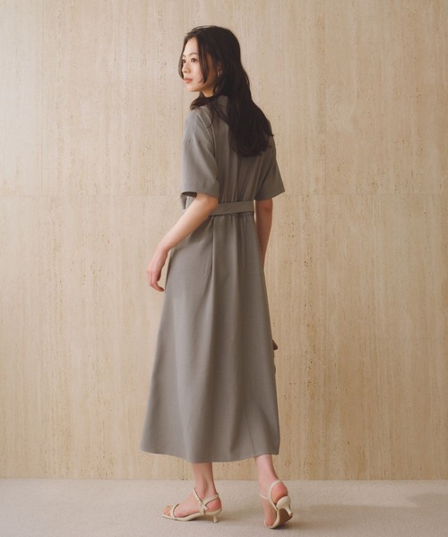 Andemiu（アンデミュウ）の「スキッパーシャツワンピース685204（ワンピース・レディース・ネイビー/ライトベージュ/ライトカーキ・FREE）」の7枚目の写真