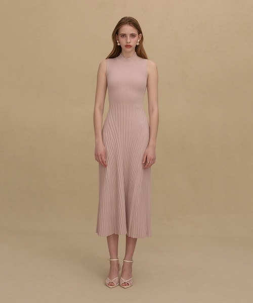 EIMY ISTOIRE(エイミーイストワール)の「BACK RIBBON KNIT DRESS(ワンピース・レディース・ホワイト/ブラック/ライトピンク・38/36/34)」の21枚目の写真