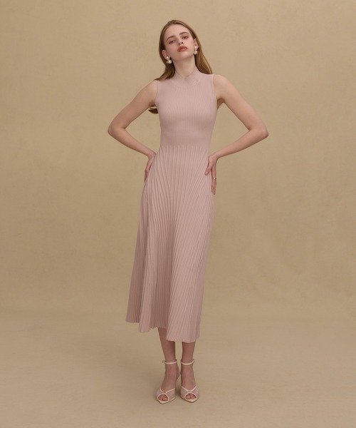 EIMY ISTOIRE(エイミーイストワール)の「BACK RIBBON KNIT DRESS(ワンピース・レディース・ホワイト/ブラック/ライトピンク・38/36/34)」の20枚目の写真
