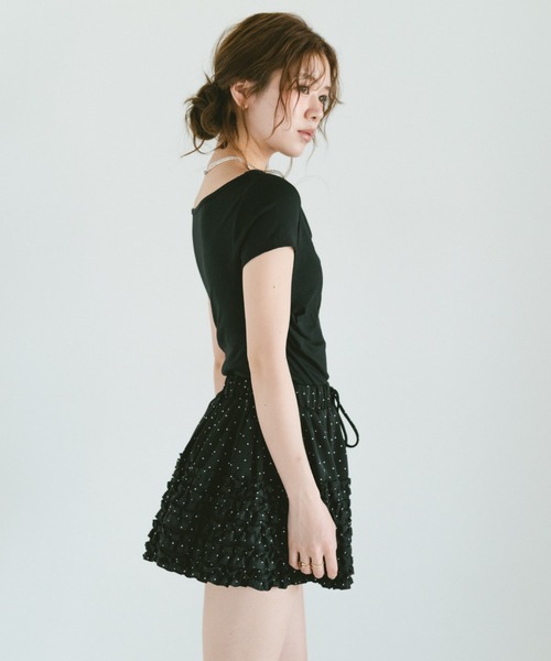 VANNIE U(ヴァニーユー)の「フィットドレープカットソー(Tシャツ/カットソー・レディース・ブラック/アイボリー/ライトブルー・FREE)」の16枚目の写真