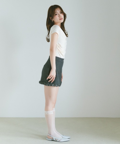 VANNIE U(ヴァニーユー)の「フィットドレープカットソー(Tシャツ/カットソー・レディース・ブラック/アイボリー/ライトブルー・FREE)」の4枚目の写真